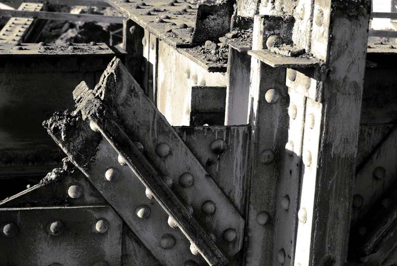 Barco que bateu na ponte do Brooklyn faria travessia por 15 países em celebração pelos 200 anos de independência mexicana