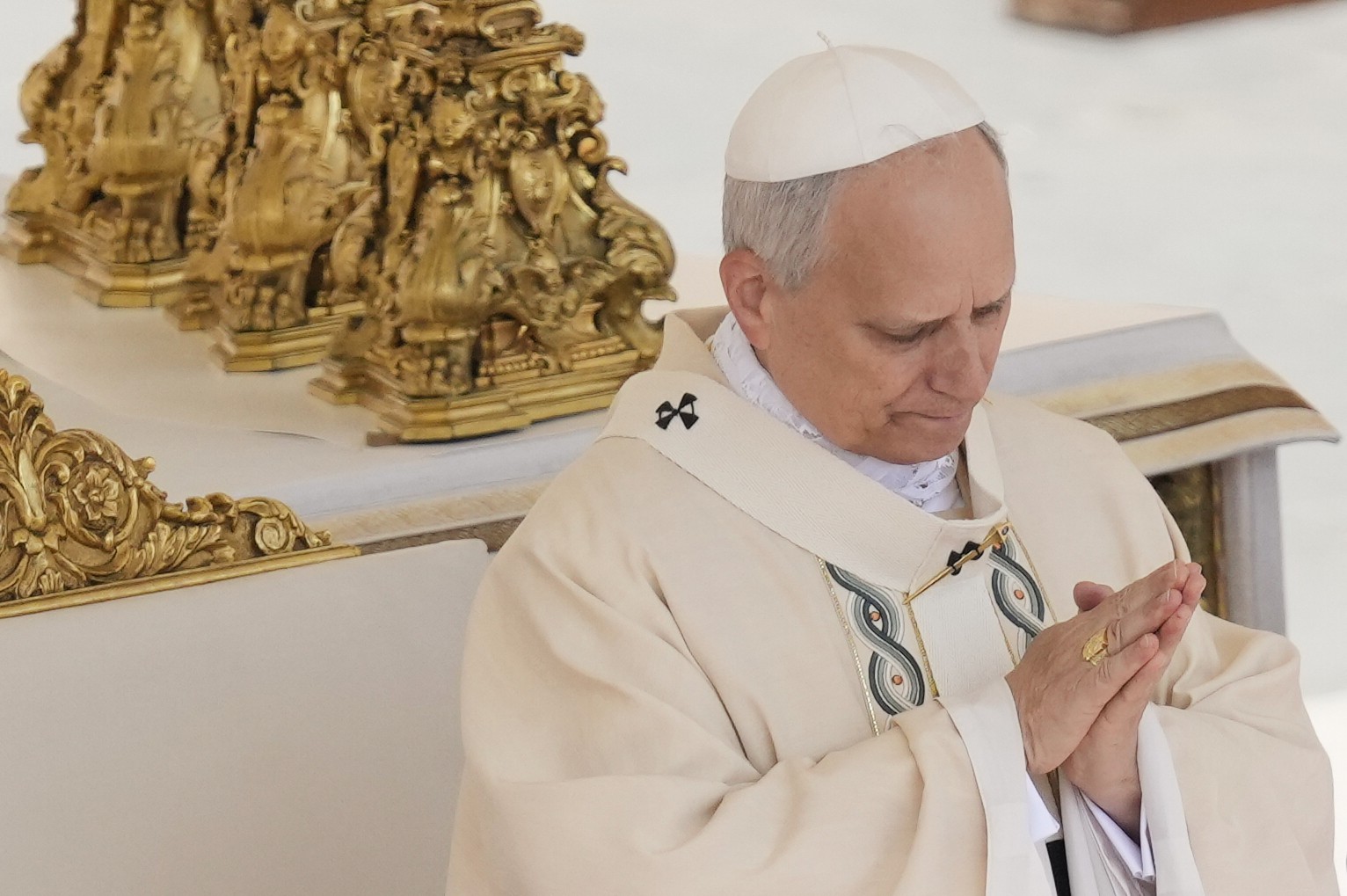 É #FAKE vídeo do papa Leão XIV agradecendo à China por ajuda em Gaza e criticando Trump