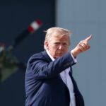 Tarifaço: enquanto Trump consegue tarifas, americanos recebem aumento de preços