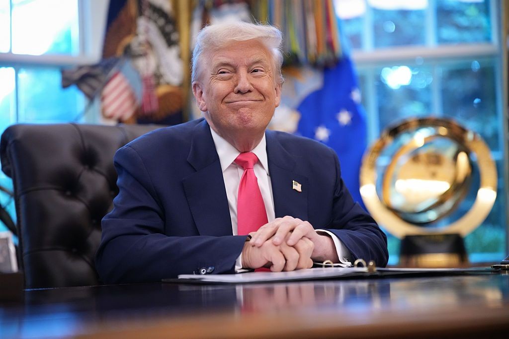 Trump diz que vai assinar ordem para mudar regras nas eleições nos EUA: ‘Apenas cédulas de papel’