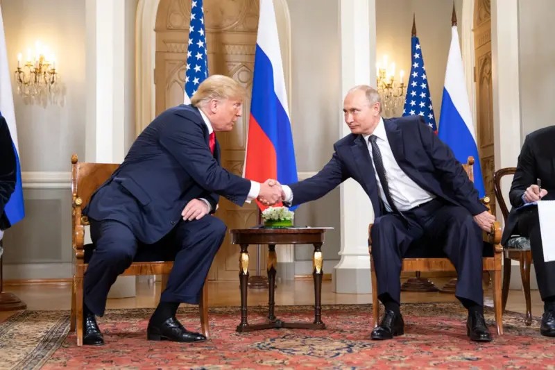 Trump anuncia que encontro com Putin ocorrerá no dia 15 de agosto, no Alasca