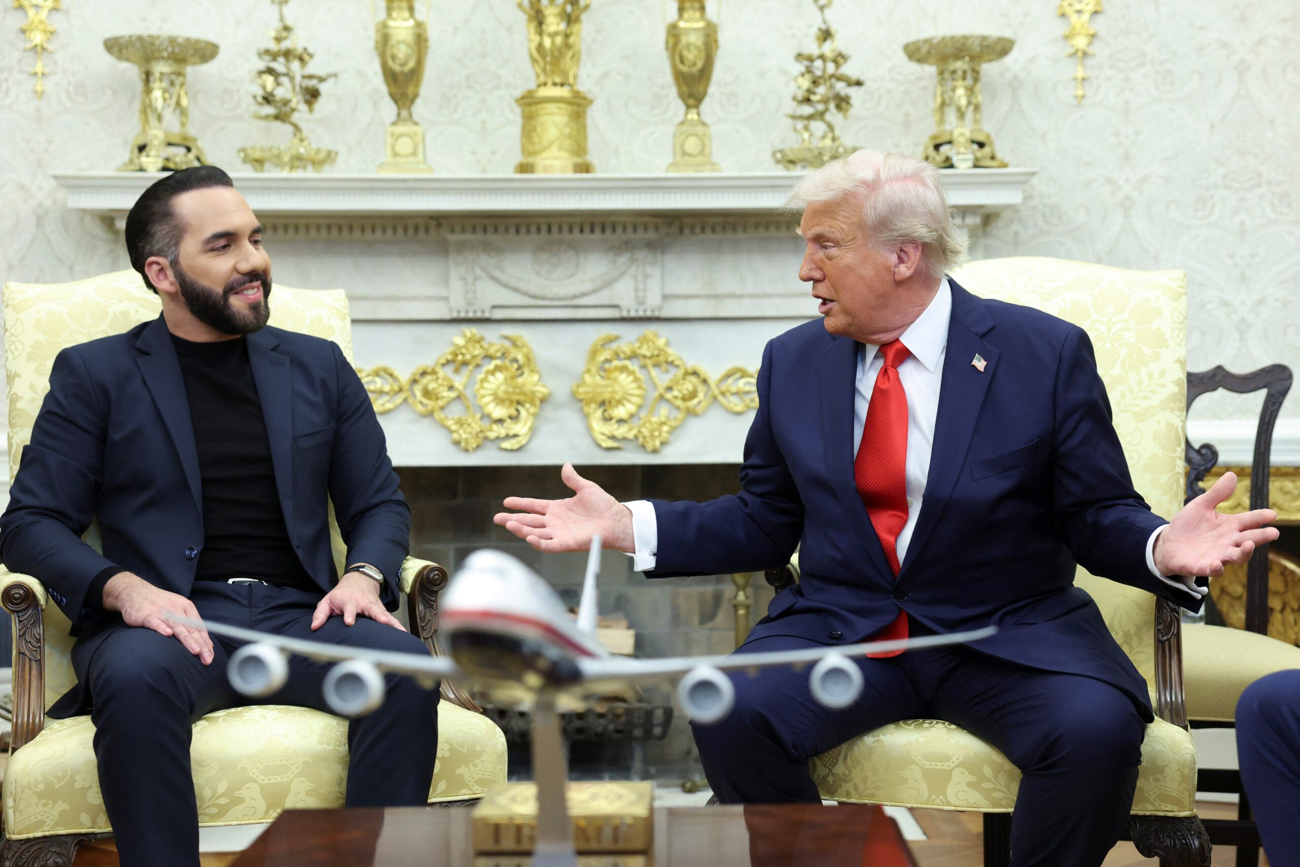 É #FAKE que presidente de El Salvador disse ter acordo com EUA para prender Maduro; entrevista de Bukele foi manipulada com IA