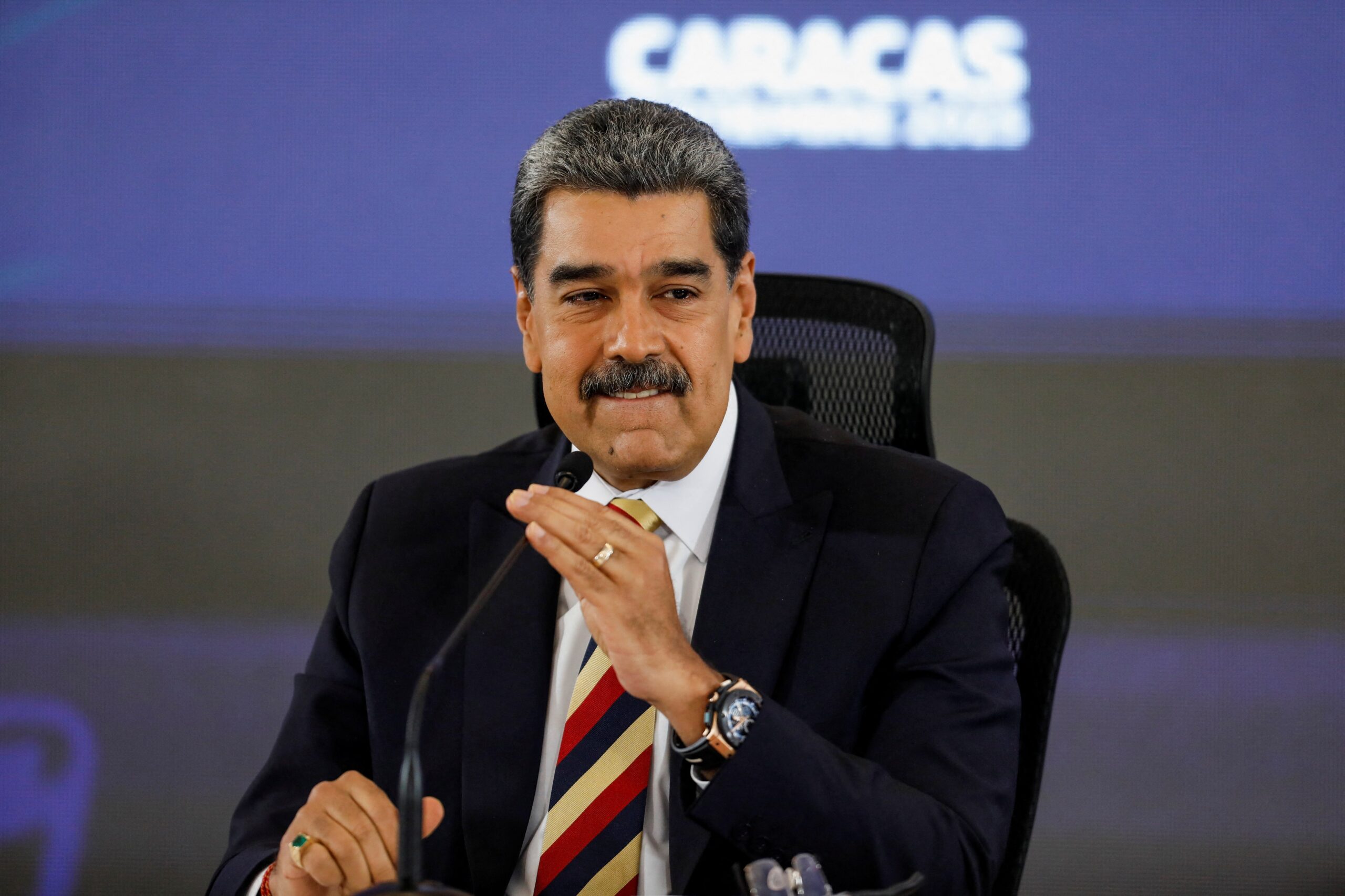 Maduro antecipa o Natal na Venezuela e decreta início das comemorações para 1º de outubro