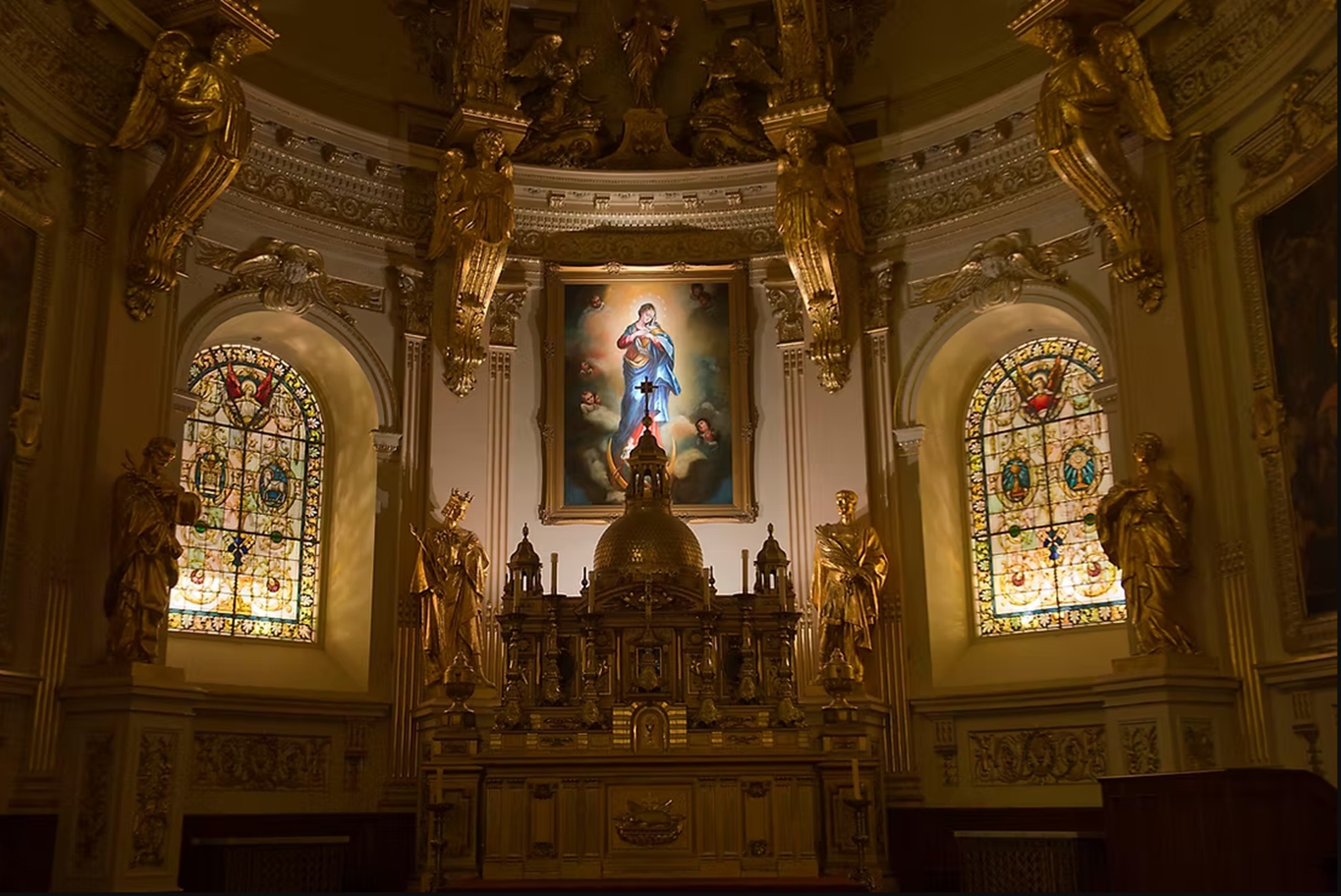 É #FAKE que ‘islâmicos’ atearam fogo em igreja no Canadá; incêndio foi acidental