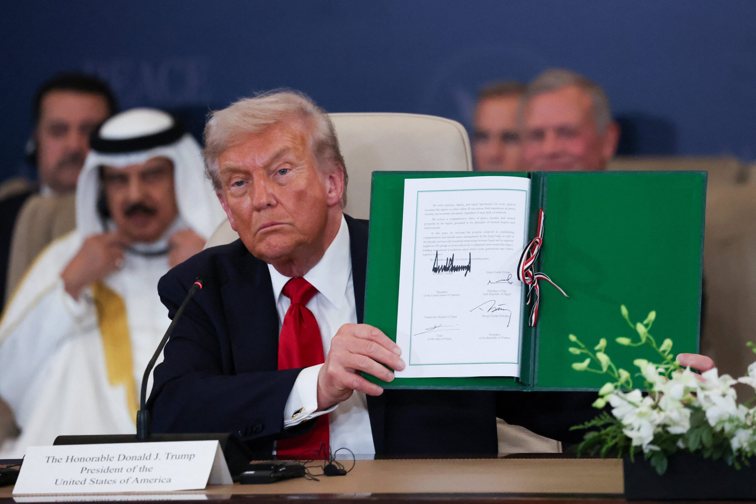 Mesmo após bombardeios de Israel, Trump diz que cessar-fogo em Gaza continua em vigor