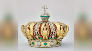 Roubo no Louvre foi realizado por ‘amadores’, diz promotoria de Paris