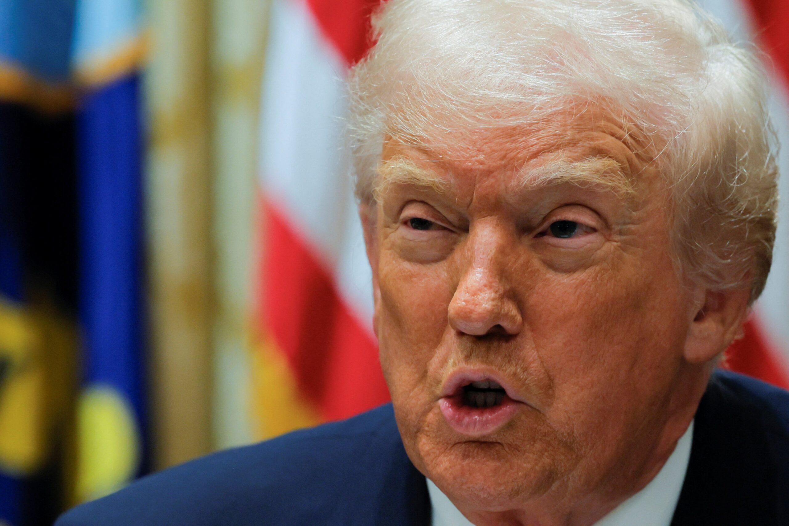 Trump diz que qualquer país que trafique drogas para os EUA pode ser atacado