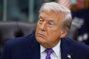 Trump volta a afirmar que EUA vão realizar ataques por terra: ‘Não são apenas ataques na Venezuela, são ataques a pessoas horríveis’