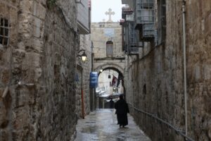 Netanyahu determina que polícia libere cardeal e autorize missa na Igreja do Santo Sepulcro