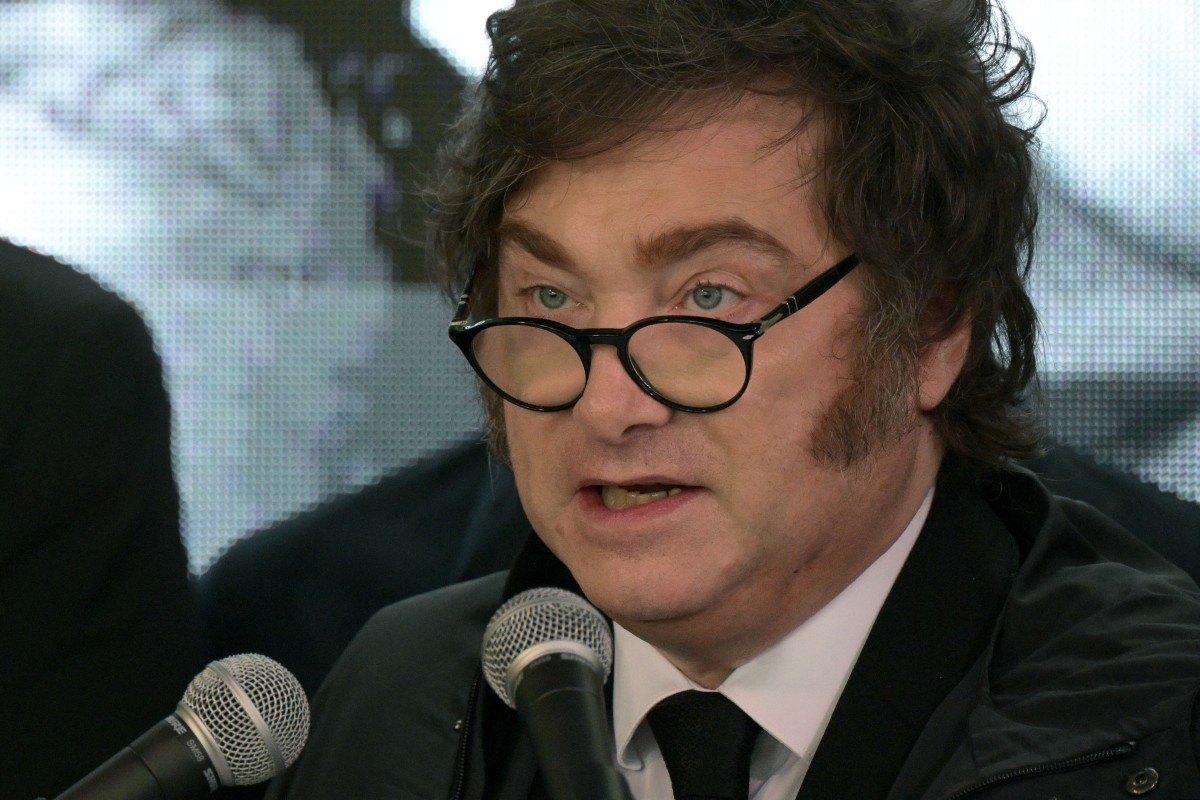 Porta-voz de Milei diz que Argentina pode dar apoio militar aos EUA em guerra no Irã caso Trump peça