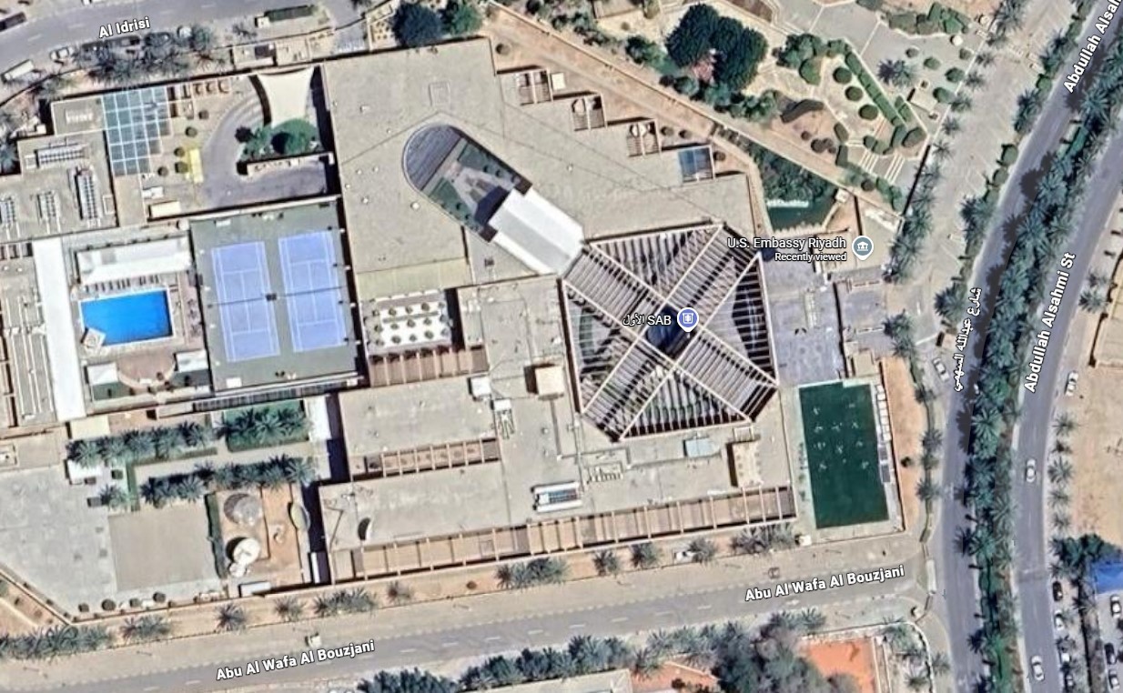 Embaixada dos EUA na Arábia Saudita é atingida por dois drones; país recomenda que americanos busquem abrigo