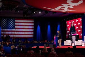 Trump não aparece em reunião anual dos conservadores e expõe divisões às vésperas de eleições nos EUA